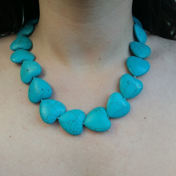 Heart shaped genuine turquoise statement necklace - Picture 2 of 4